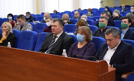 Новий депутат і програми: як розпочалася третя сесія міської ради