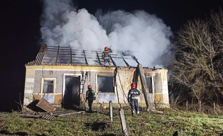 Нічна пожежа: у селі Баглаї горів житловий будинок