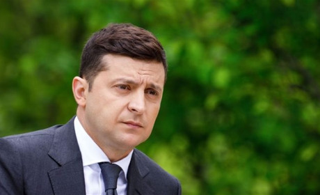 Пісок на пляжах Ялти, вулиця Артема в Донецьку: що не так із привітанням Президента. Збираємо думки
