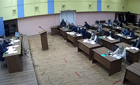 Депутати міської ради утворили вісім фракцій і одну групу