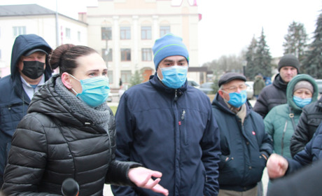 Ніжинці вийшли  на акцію протесту проти підвищення тарифів