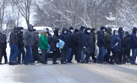 Тарифні протести: у Голині знову перекрили дорогу