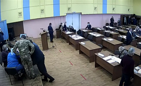 Депутати Старокостянтинівської міської ради прийняли звернення щодо зменшення  тарифів