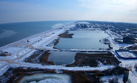 Засніжені морські курорти Херсонщини: фото та відео
