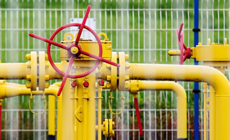 Результат тарифних протестів: уряд знизив ціну за доставку газу лише обраним операторам 