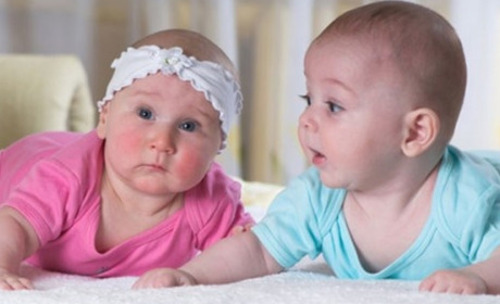 Хлопчик-дівчинка: кого більше народилося у Старокостянтинові в 2020