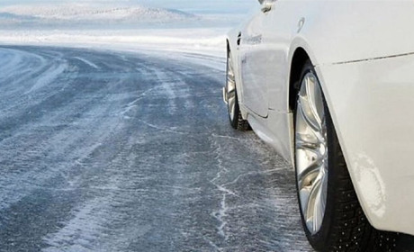 Водіїв Одещини попереджають про несприятливі умови на автошляхах