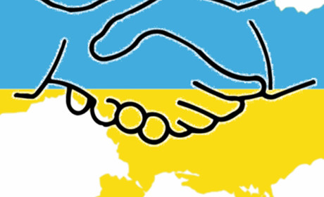 "В єднанні сила": у Новоград-Волинському районі зробили креативний ланцюг єднання