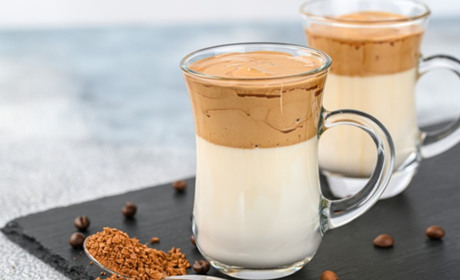 Трендова дальгона-кава з соцмереж: прості і смачні рецепти для домашнього приготування