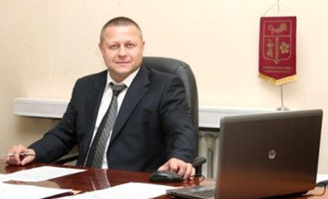 На посаду голови Лозівської РДА претендує посадовець з Барвінківщини Володимир Ромах