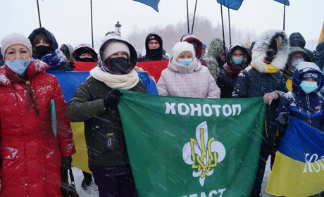 До річниці битви під Крутами: конотопські пластуни відвідали меморіал та вшанували пам'ять героїв