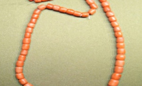 Намистинка, яка майже 7000 років тому прикрашала груди жінки-трипільчанки. Історія одного експоната