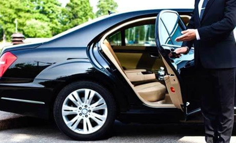 Преимущества аренды авто с водителем