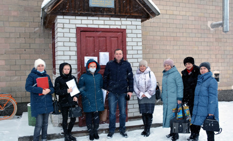 Щоб наблизити послуги до своїх мешканців, у Золотоніській ОТГ організували гуманітарні вояжі на села