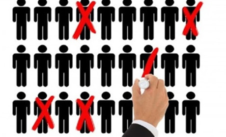 Вивільнення держслужбовців під час змін в організації виробництва і праці