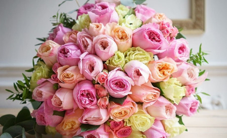 Переваги букетів з доставкою по Гадячу – в чому ж вони полягають?