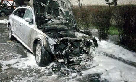 В Южному спалили ще одне авто (ФОТО)