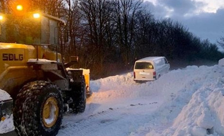 Проблемні ділянки з регулярними переметами, на яких проїзду немає в Чернівецькому районі 13 лютого