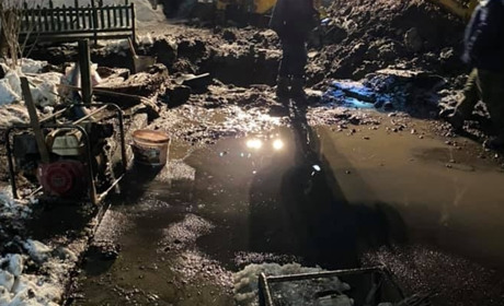 Міський голова доручив нагородити працівників "Водотеплосервісу", які ліквідували аварію на водогоні