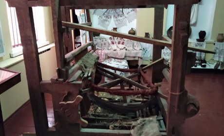 Ткацький верстат - весільний подарунок. Історія одного експоната