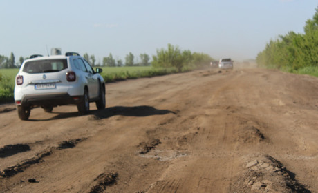 В 2021 році  відремонтують дорогу від Троїцького до Кремінної та від Рубіжного до Старобільська 