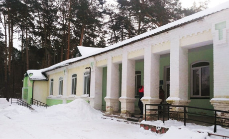 Неподалік Конотопа шукають сімейних лікарів. Дають трикімнатну квартиру