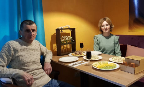 Кафе "Любий, це було в Батумі" пригощало переможців конкурсу "Історія одного кохання". Як це було  