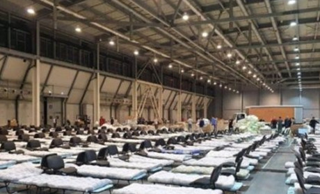 В Івано-Франківську область автоколоною прибув мобільний госпіталь для хворих на COVID-19