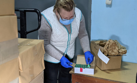 Харківщина отримала першу партію вакцини від COVID-19: кого в першу чергу прививатимуть у Лозовій