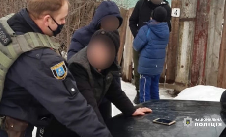 Жартівника, що "замінував" залізничний вокзал знайшли +ВІДЕО