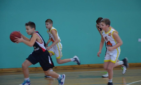 У Добропіллі змагалися баскетболісти Донецької області