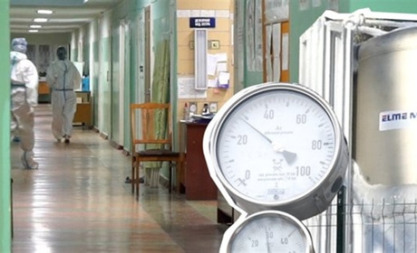 Про ситуацію з COVID-19 на Калущині: балони з киснем доводиться переставляти щопівгодини