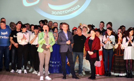 Золотоніські сміхотворці виконали головну місію, подарувавши багатодітній матері надію на одужання
