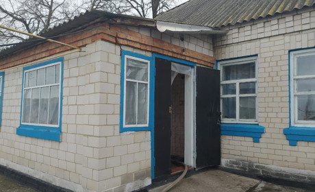 Горів житловий будинок у селі Велика Каратуль