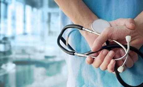 Через несвоєчасне проведення кесаревого розтину померло немовля – засуджено лікаря акушер-гінеколога