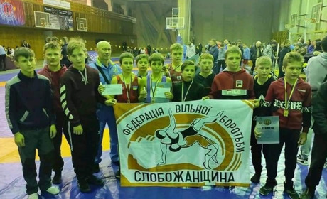Фото дня: вихованці ДЮСШ "Юність" привезли нагороди з Всеукраїнського турніру з вільної боротьби