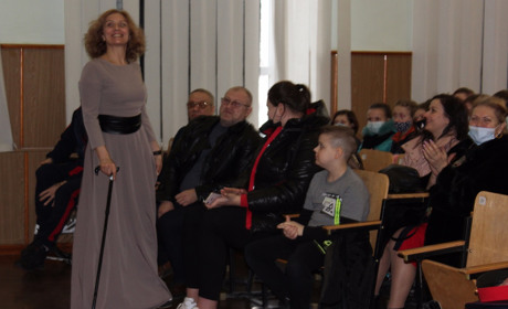 Начать сначала - и победить! Елена Чинка посетила Мелитополь