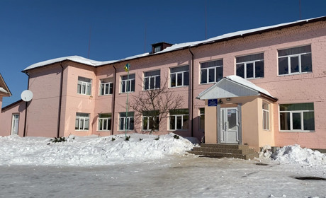 Вирівську школу не профінансували: як пройшов пікет батьків під облрадою