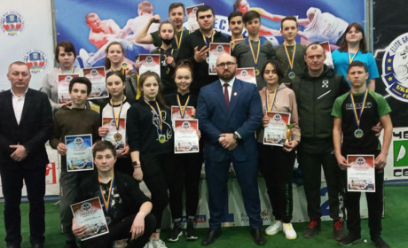 Повний комплект! Нижньоторгаївські спортсмени здобули на Кубку України з мас-рестлінгу 16 нагород