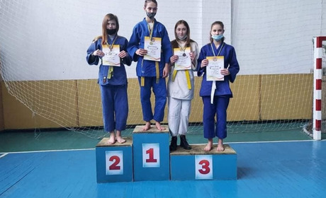 Троїцькі дзюдоїсти здобули п'ятнадцять медалей на обласному чемпіонаті