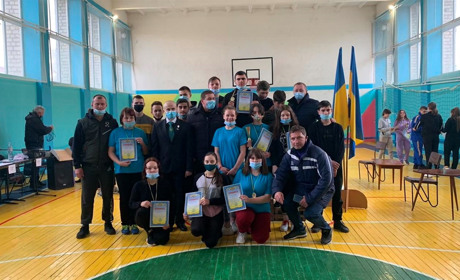 В змагання з жиму штанги лежачи визначили найсильніших спортсменів Херсонщини