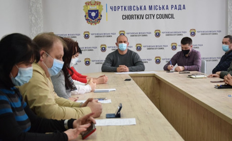 Від сьогодні, 22 березня, у Чорткові та міській громаді посилено карантин