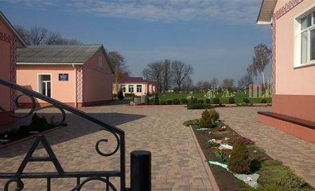 На мережу закладів освіти Калинівської громади чекає оптимізація: які школи планують реорганізувати