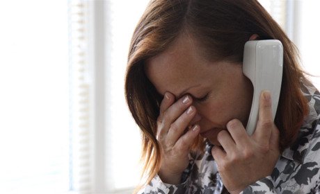 Шахраї перетворили життя корюківчанки на пекло. Змушують повернути кредит, який вона не брала