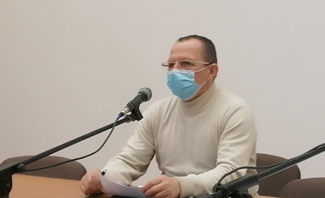 Микола Мельничук: "Носіть маски, навіть на вулиці, спілкуючись один з одним!"