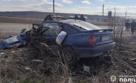Дві резонансі аварії на Миколаївщині. Поліція повідомила про трьох загиблих на автодорозі Р-55