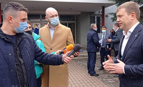 Віталій Коваль: у Володимирці пріоритетом є дороги. А школи в Озерцях і в Степангороді добудують