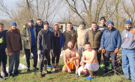 Біля цілющого джерела Чурилівка провели весняне прибирання