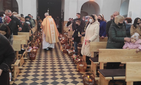 "Христос Воскрес!": католики святкують Великдень