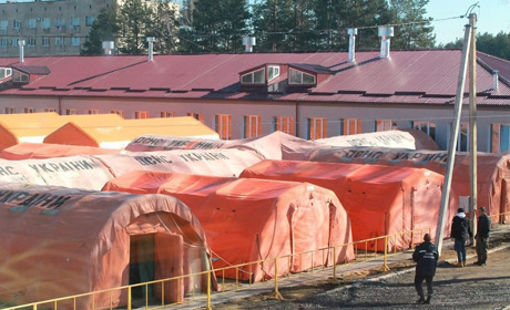 У Славуті розгортали мобільний шпиталь. А у області з 7 квітня ввели жорсткий локдаун